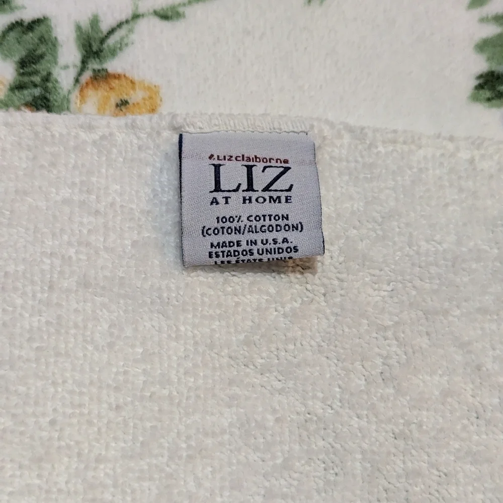 Vintage Liz Claiborne Floral Blue and Yellow Towel Set Bath Sheet Face Cloth